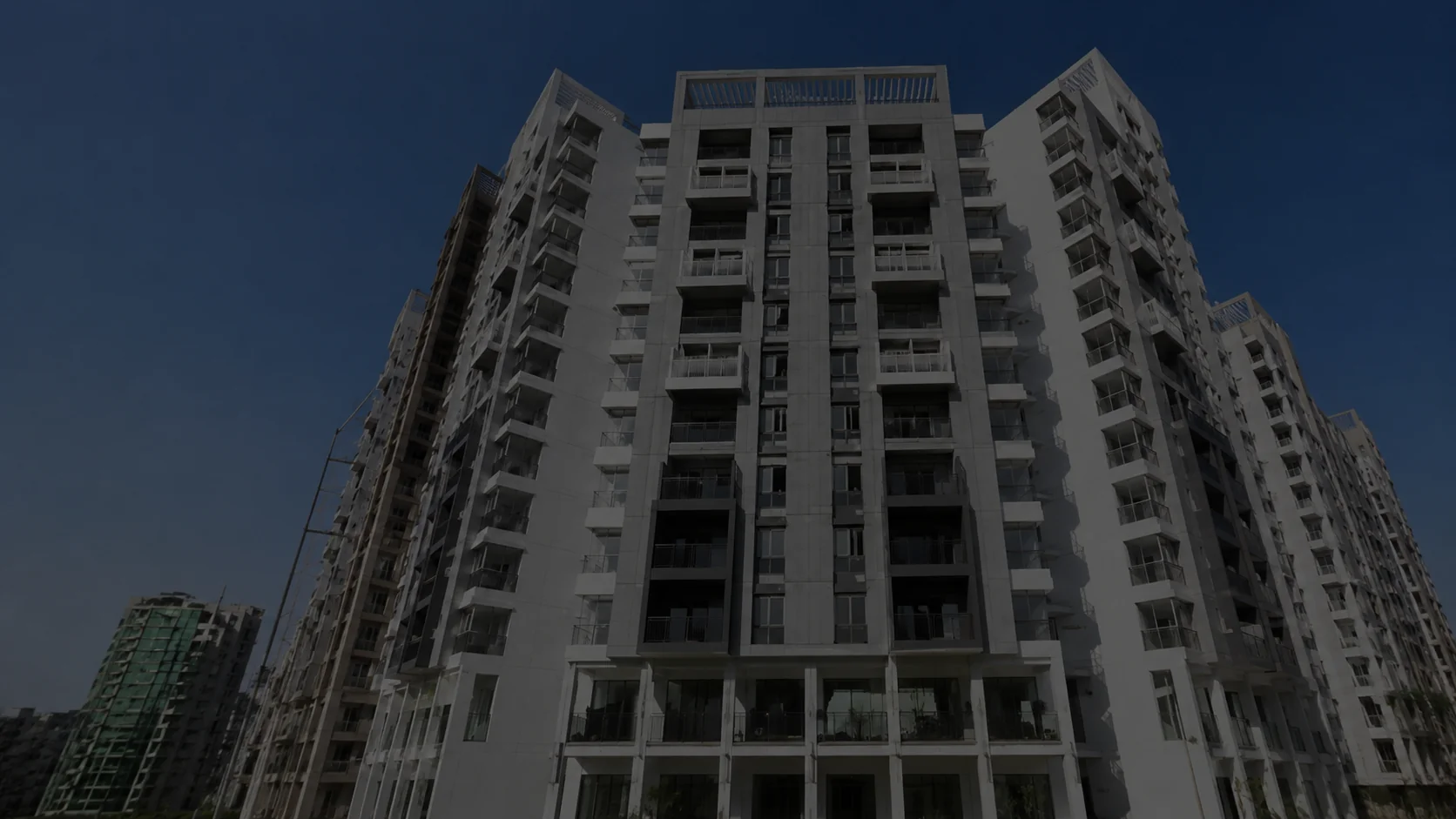 Peace Apartments COM 35 Banner
